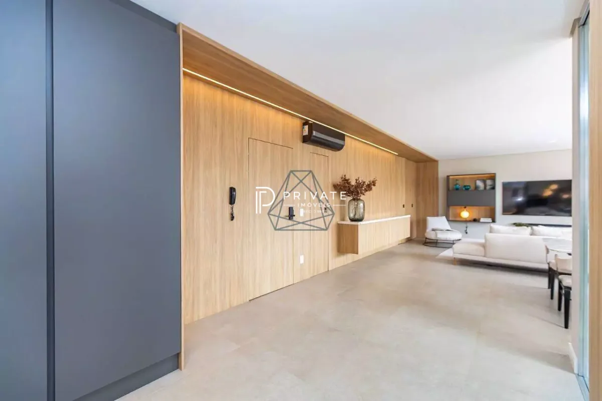 Cobertura Duplex com Piscina Privativa – Exclusividade Rara em Curitiba