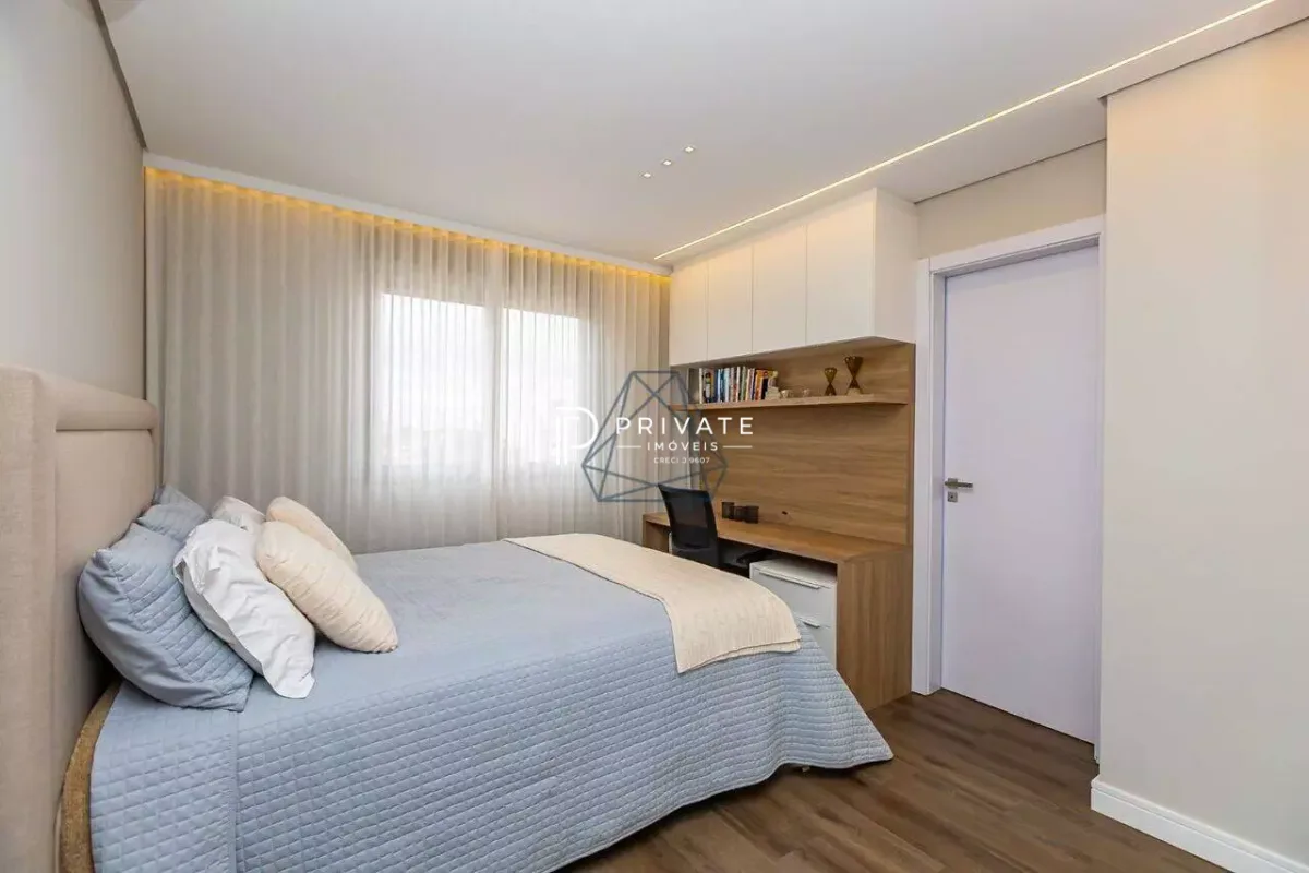 Cobertura Duplex com Piscina Privativa – Exclusividade Rara em Curitiba