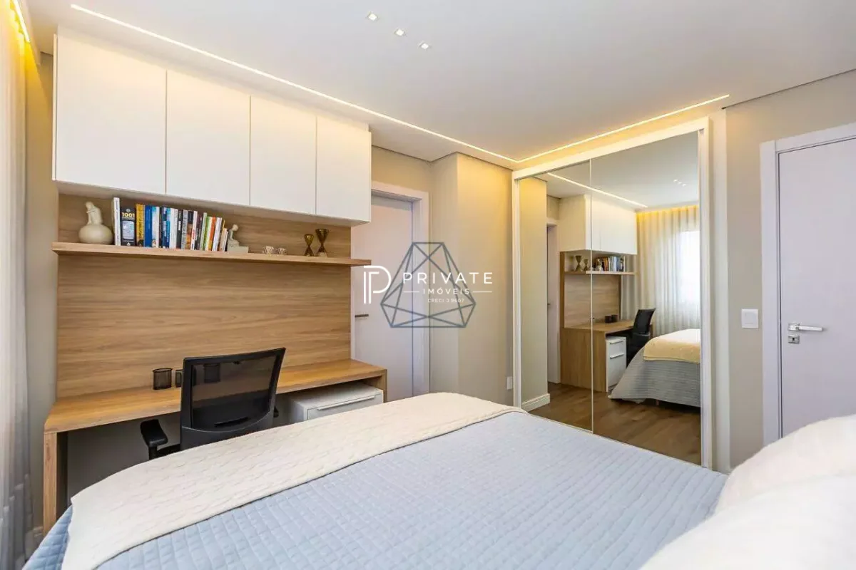 Cobertura Duplex com Piscina Privativa – Exclusividade Rara em Curitiba