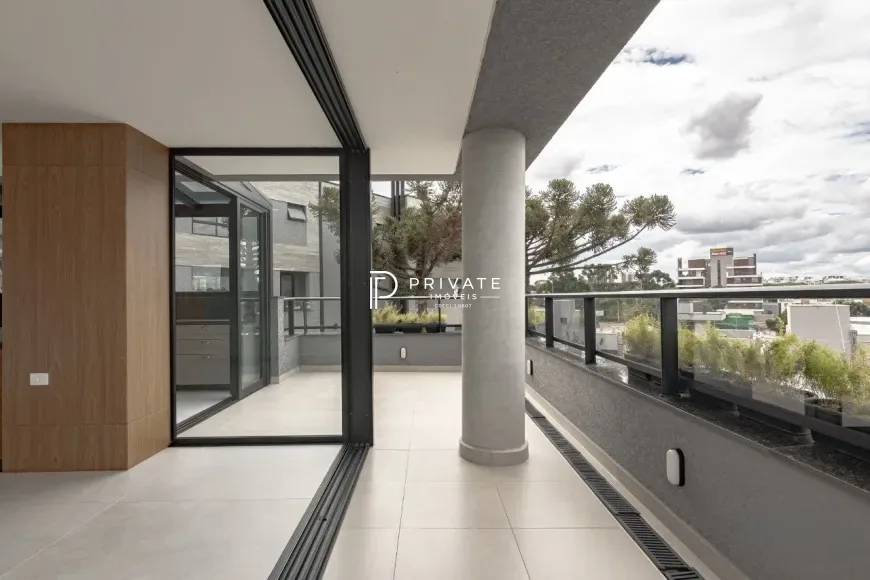 Hugo Lange | Uma cobertura contemporânea para viver com exclusividade