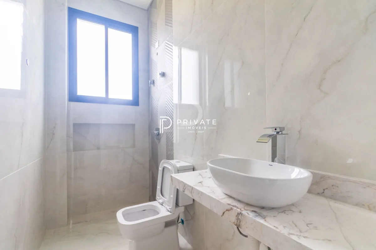 Casa com 3 Suítes | Arquitetura, conforto e privacidade em condomínio exclusivo