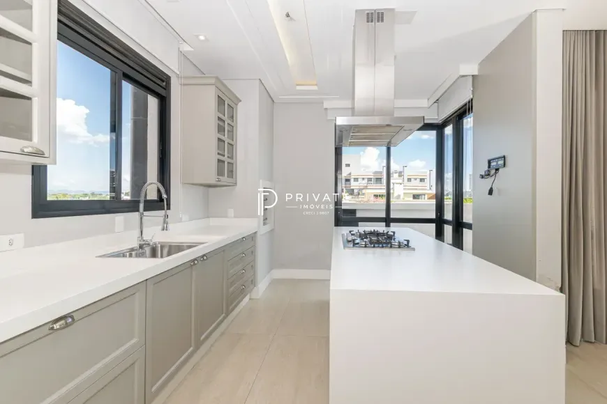 Cobertura exclusiva no Juvevê: onde amplitude, elegância e bem-estar se encontram