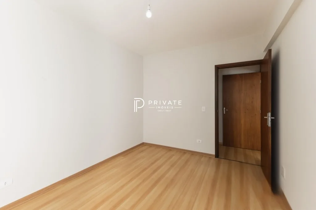 Amplitude, luminosidade e localização privilegiada